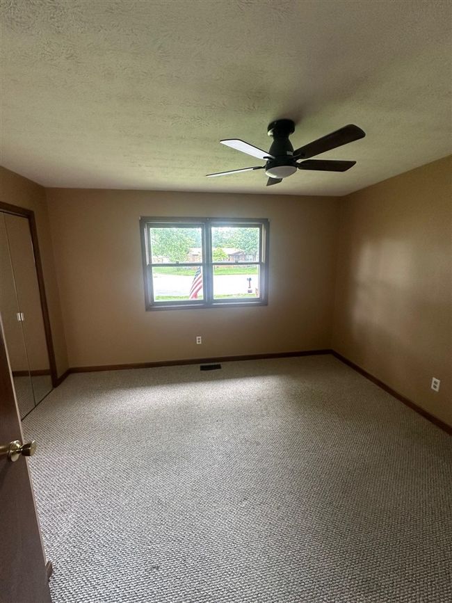 105 Huyton Pl, Home with 2 bedrooms, 2 bathrooms and null parking in Russellville KY | Image 7