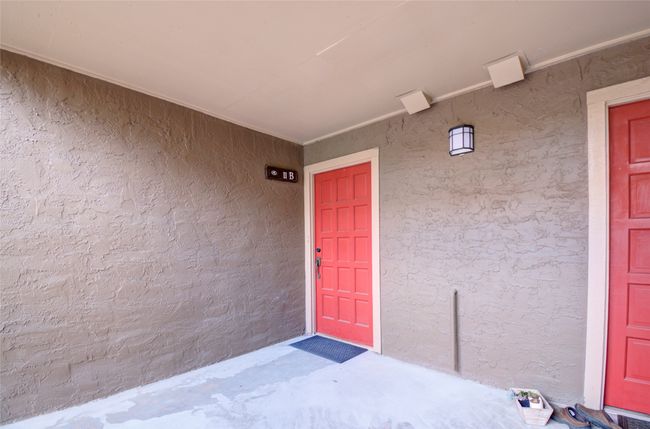 APT-11B - 5200 Martel Ave, Condo with 2 bedrooms, 2 bathrooms and null parking in Dallas TX | Image 8
