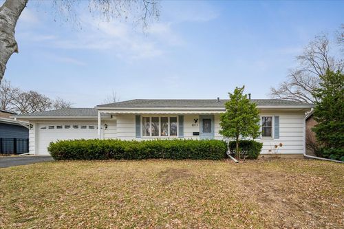 8213 Quinn Rd, Bloomington, MN, 55437-1229 | Card Image