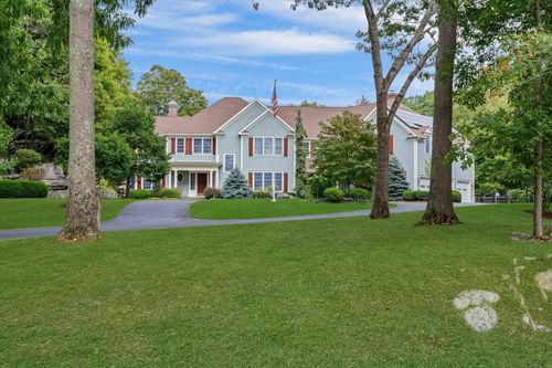 4 Lynch Brook Ln, Ridgefield, CT, 06877-3647 | Card Image