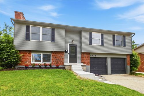 4332 Ridgepath Dr, Huber Heights, OH, 45424-4746 | Card Image