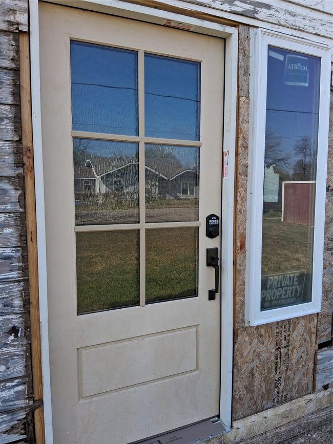 208 E 4 Th St, House other with 2 bedrooms, 2 bathrooms and null parking in Coleman TX | Image 5