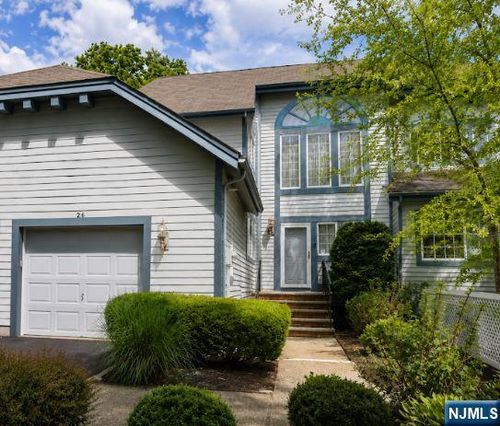 96 Easedale Rd, Wayne, NJ, 07470-2487 | Card Image