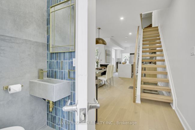 48 Brighton Ave, House attached with 5 bedrooms, 4 bathrooms and 2 parking in Ottawa ON | Image 5