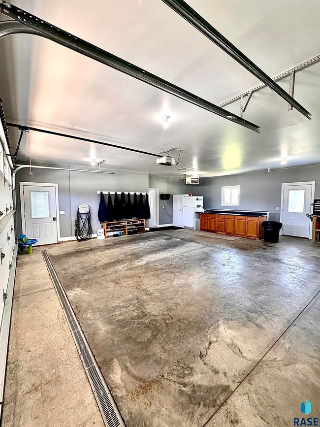 1403 Bitterroot Rd, House other with 5 bedrooms, 4 bathrooms and null parking in Dell Rapids SD | Image 42