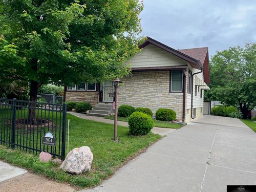2031 N 49th St, Omaha, NE, 68104-5053 | Card Image