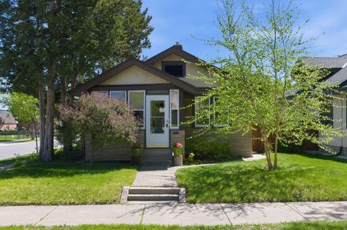 3501 35th Ave S, Minneapolis, MN, 55406-2742 | Card Image