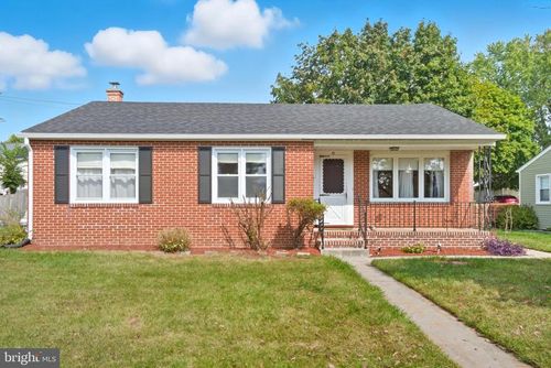 11 Monroe St, WESTMINSTER, MD, 21157-4511 | Card Image