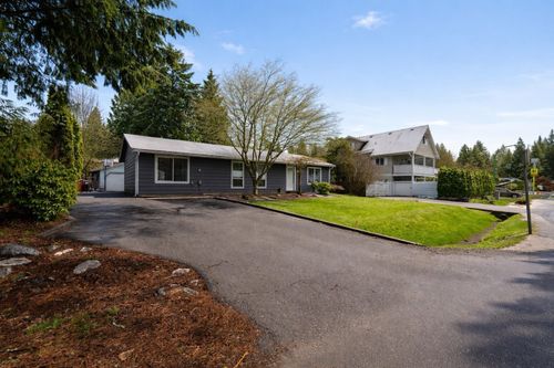 40410 Perth Dr, Garibaldi Highlands, BC, V0N1T0 | Card Image