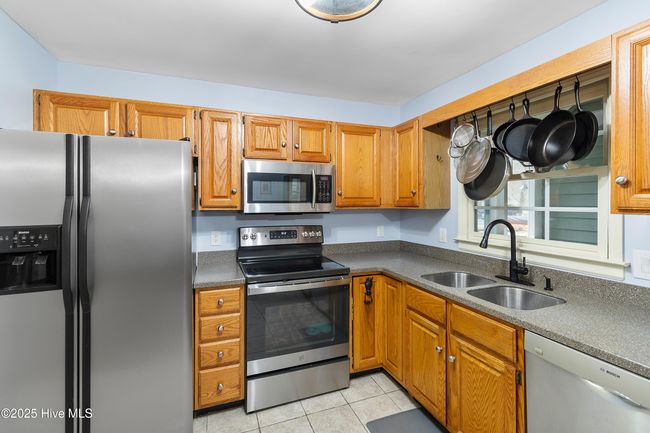 Kitchen | Image 22