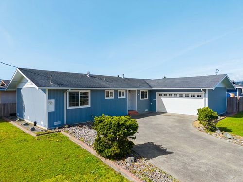 3106 Brian Ct, Arcata, CA, 95521-4711 | Card Image