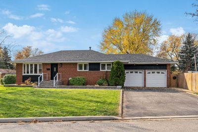 20 Suburban Dr, House other with 3 bedrooms, 2 bathrooms and 6 parking in Mississauga ON | Image 1