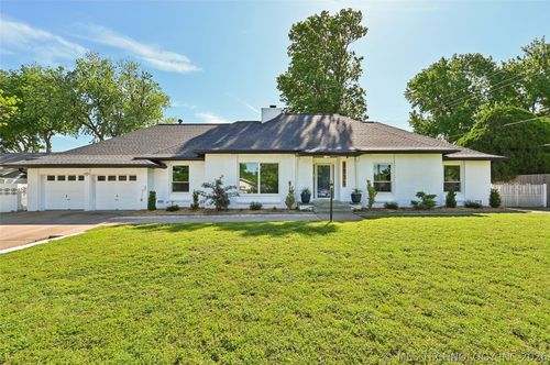 3835 Gary Pl, Tulsa, OK, 74105-3735 | Card Image