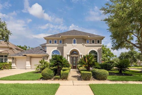 5215 Eagle Pointe Ct, Sugar Land, TX, 77479-4216 | Card Image
