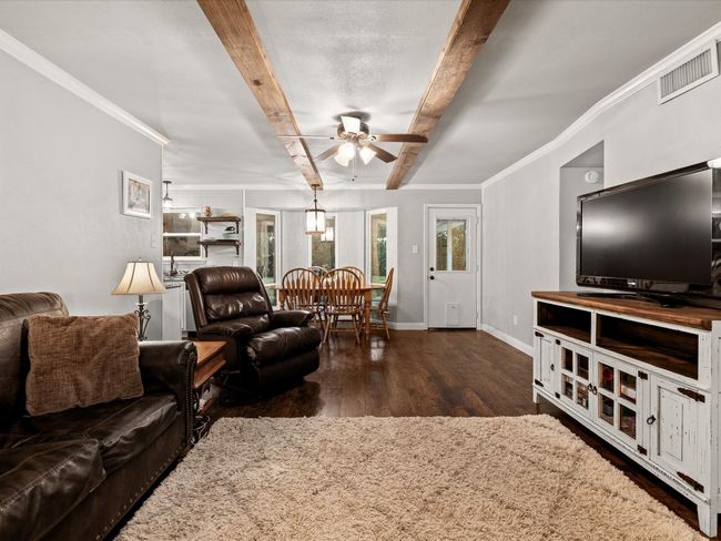 536 Nathan St, House other with 4 bedrooms, 2 bathrooms and null parking in Burleson TX | Image 6