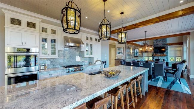 250 S Shore Rd, House other with 6 bedrooms, 4 bathrooms and 12 parking in Pointe-Au-Baril-Station ON | Image 15