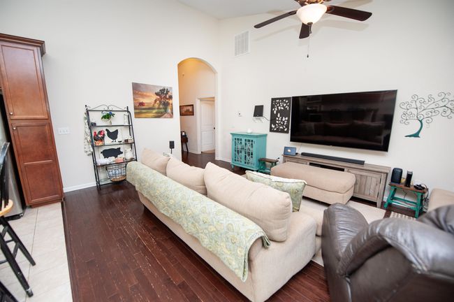 175 Castleton Cir, House other with 4 bedrooms, 2 bathrooms and null parking in Boiling Springs SC | Image 4
