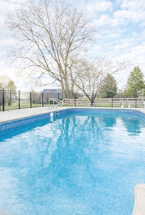 7009 Hoover Mason Ln, Mount Pleasant, TN, 38474-4036 | Card Image