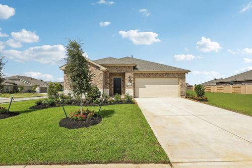 551 Day Station Dr, Dayton, TX, 77535-7071 | Card Image