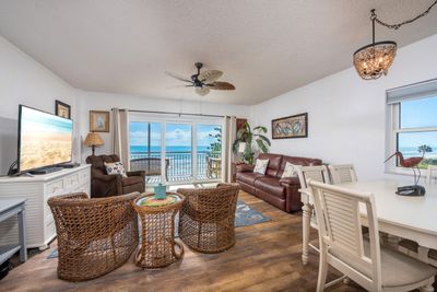 403 - 205 Highway A1a, Condo with 2 bedrooms, 2 bathrooms and null parking in Satellite Beach FL | Image 2