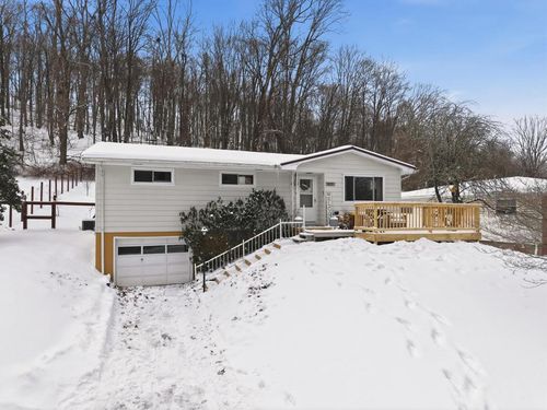 915 Maple Lane, Sistersville, WV, 26175 | Card Image