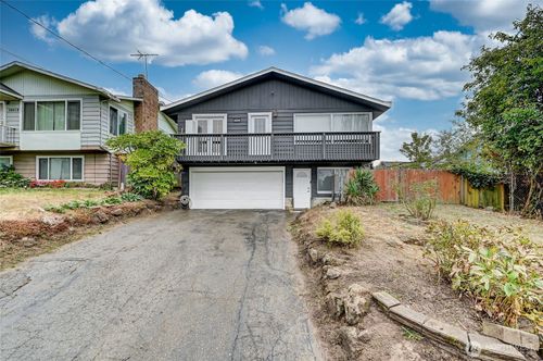 unit-c-2942 S Fontanelle St, Seattle, WA, 98108-3929 | Card Image
