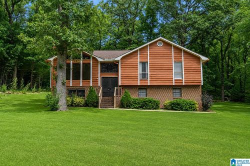 2025 Diane Ln, ALABASTER, AL, 35007-8932 | Card Image