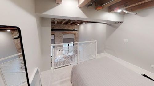 apt-404-729 N Sangamon St, CHICAGO, IL, 60642-0011 | Card Image