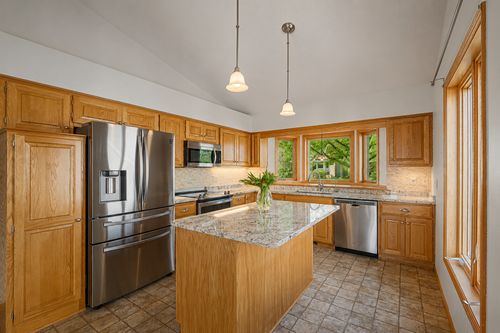 14313 Savanna Oaks Dr, Savage, MN, 55378-2241 | Card Image