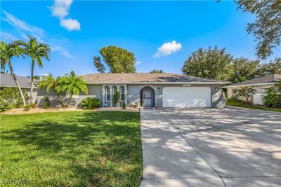 6054 Macbeth Lane, House other with 3 bedrooms, 2 bathrooms and null parking in Fort Myers FL | Image 3