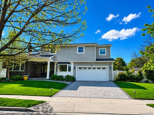 4 Sagamore Way S, Jericho, NY, 11753-2342 | Card Image