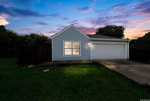 6098 Glacier Sun Dr, San Antonio, TX, 78244-1147 | Card Image