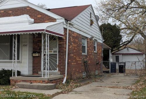 18643 Hubbell St, Detroit, MI, 48235-2755 | Card Image
