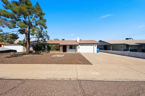 3540 E Voltaire Dr, Phoenix, AZ, 85032-6134 | Card Image