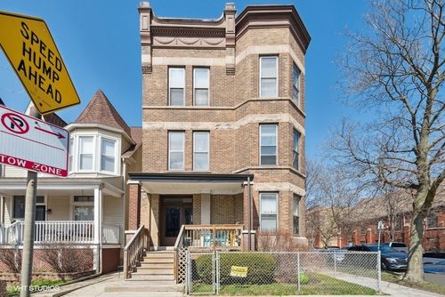 2f-4032 Wolcott Ave, Chicago, IL, 60613-6741 | Card Image