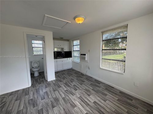 apt-4-2549 Ne 190th St, Miami, FL, 33180-3223 | Card Image