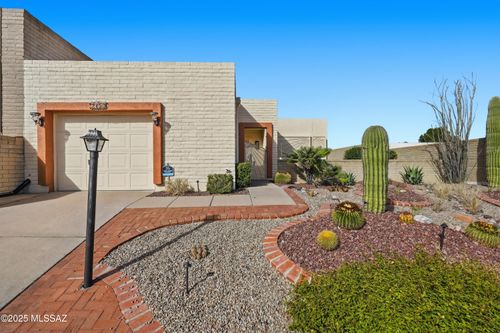 2750 S Calle Morena, Green Valley, AZ, 85622-8409 | Card Image