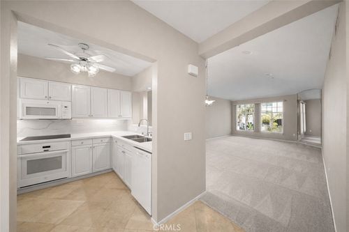 302-25432 Sea Bluffs Dr, Dana Point, CA, 92629-2198 | Card Image