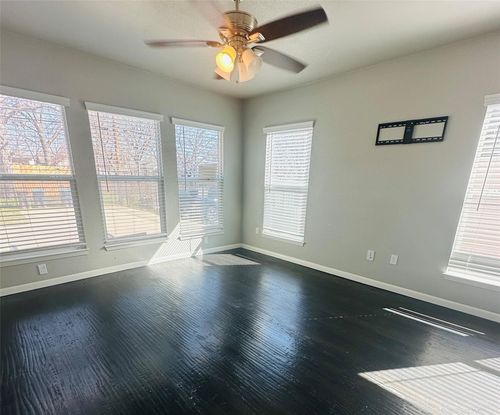 203-3009 Hemphill St, Fort Worth, TX, 76110-6503 | Card Image