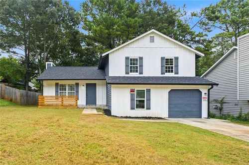 917 Lake Watch Dr, Stone Mountain, GA, 30088-2359 | Card Image