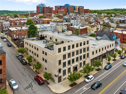 400-4041 Liberty Ave, Bloomfield, PA, 15224-1459 | Card Image
