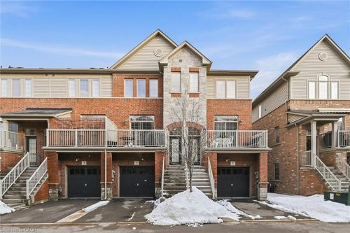 2-4165 Upper Middle Rd, Burlington, ON, L7M0V4 | Card Image