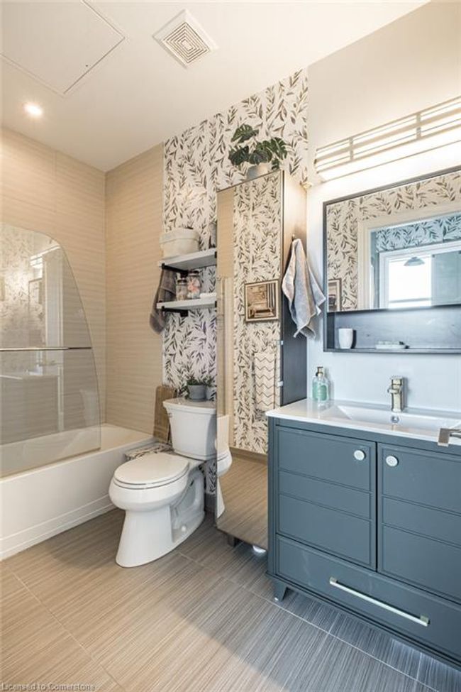 201 - 50 Murray St W, House attached with 2 bedrooms, 1 bathrooms and 1 parking in Hamilton ON | Image 23