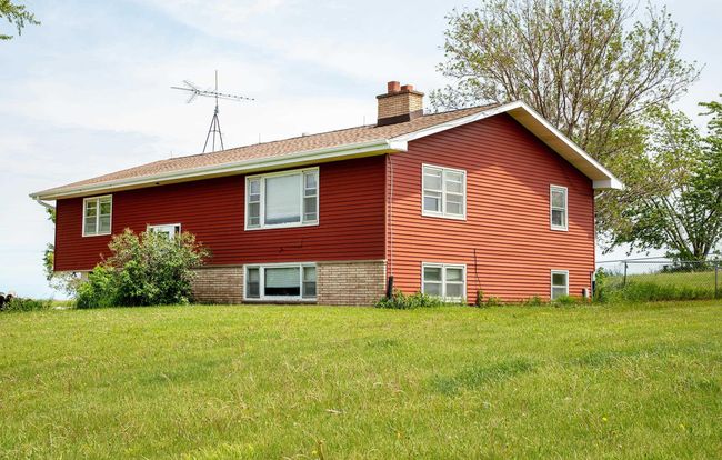 28352 Evergreen Ave, Home with 4 bedrooms, 1 bathrooms and null parking in Aplington IA | Image 18