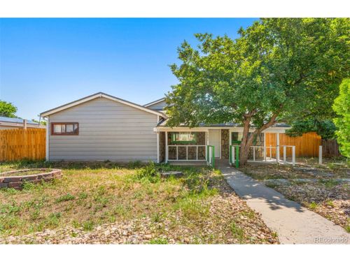 5942 Poplar St, Commerce City, CO, 80022-4142 | Card Image