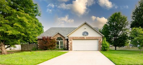 1813 Sw Pine Ave, Bentonville, AR, 72713-7448 | Card Image