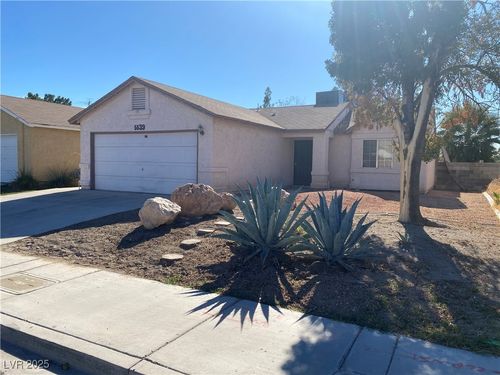 5539 Ballinger Dr, Las Vegas, NV, 89142-2649 | Card Image