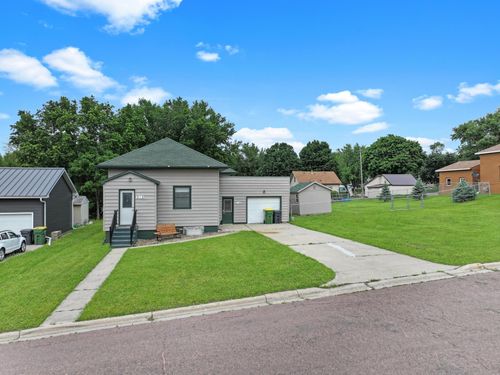 312 4th St E, Jasper, MN, 56144-1110 | Card Image