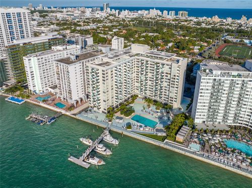 apt-422-1200 West Ave, Miami Beach, FL, 33139-4312 | Card Image