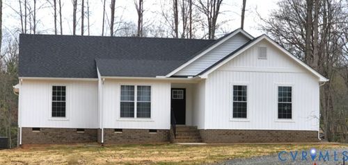 833 Pinehurst Dr, Gordonsville, VA, 22942-7377 | Card Image